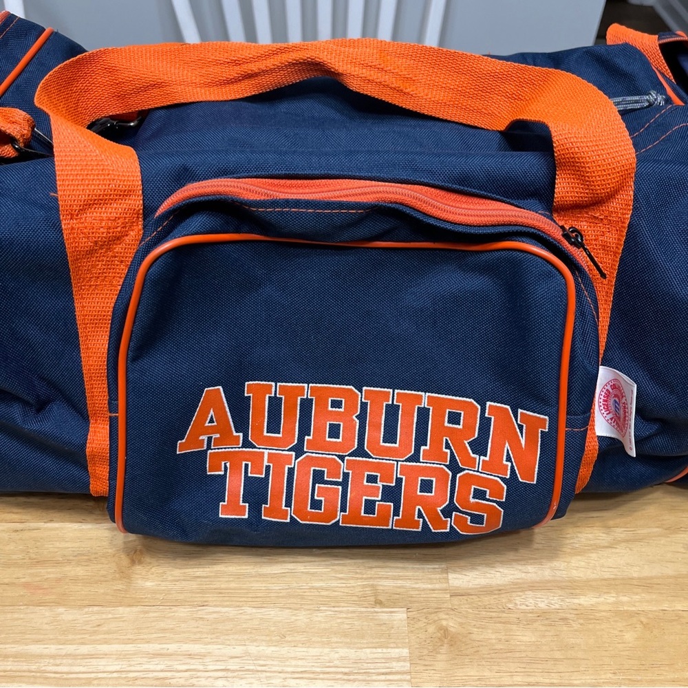 Vintage 1980’s Auburn Tigers ATHLETIC BAG COMPANY ABC Duffel Bag *Made in USA